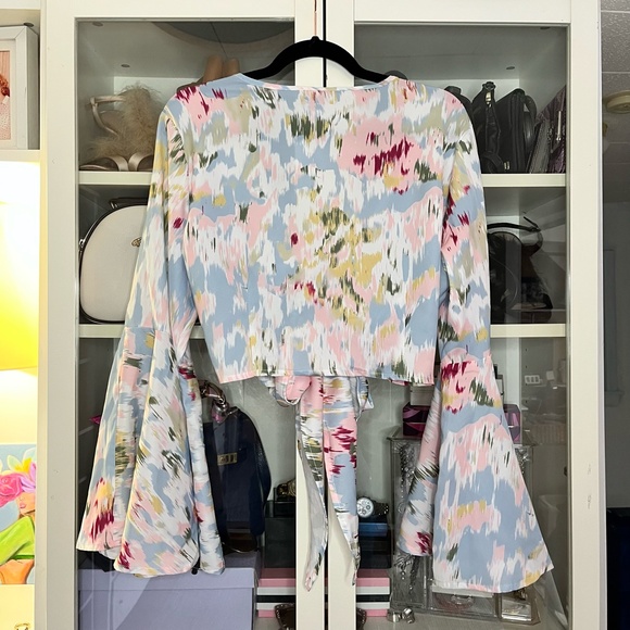 Cropped Silky Bell Sleeve Wrap Top Multicolour Pastel 1X - Picture 5 of 5